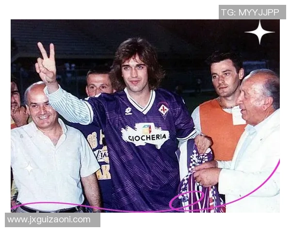 世界足球排名第一球星的崛起与传奇旅程揭秘